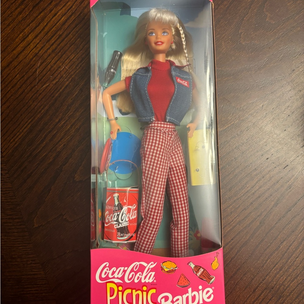 Vintage 1997 Mattel Barbie Coca-Cola Picnic Barbie New